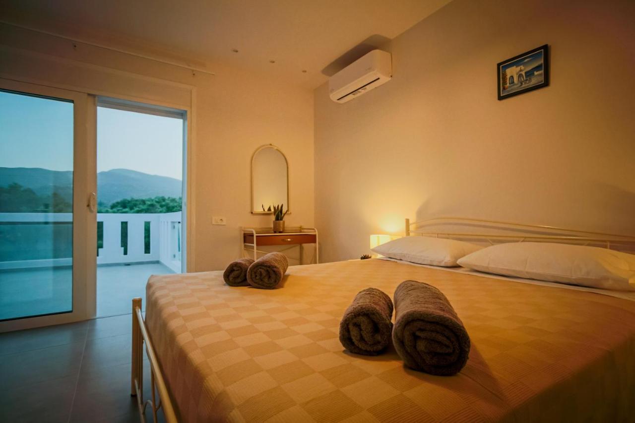 Villa Boviana With Private Swimming Pool Agios Sostis  Luaran gambar