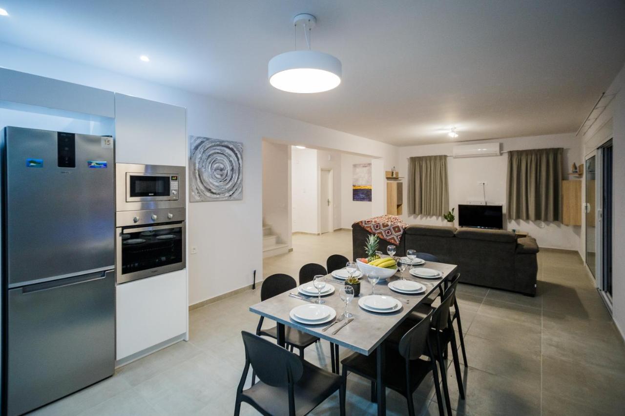 Villa Boviana With Private Swimming Pool Agios Sostis  Luaran gambar