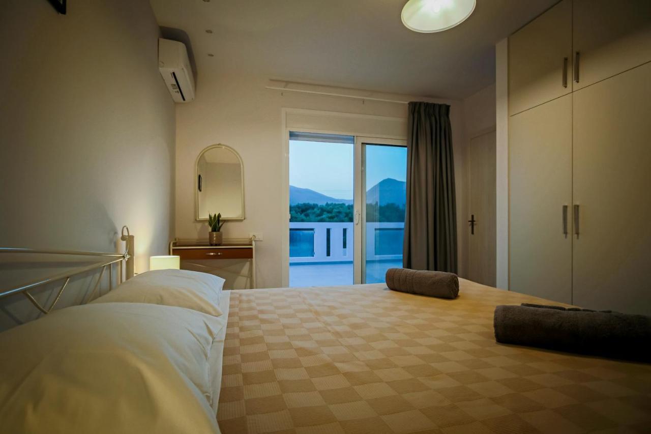 Villa Boviana With Private Swimming Pool Agios Sostis  Luaran gambar